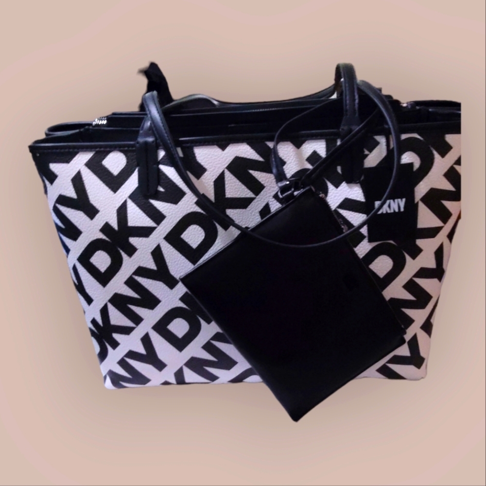NWT DKNY purse